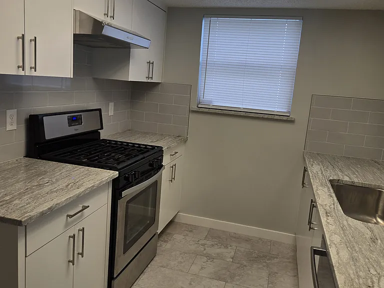 Teaberry Dr — Photo 8
