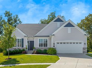 905 Upland Ct, O'Fallon, MO