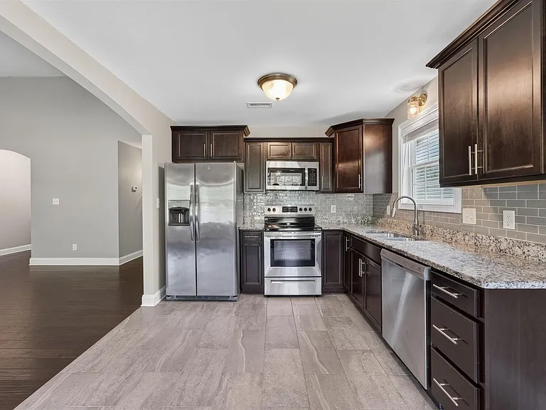 620 Hollow Crst — Photo 12