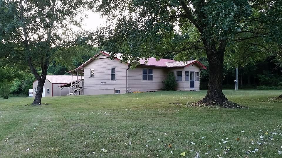 2nd image of 775 Northview Rd