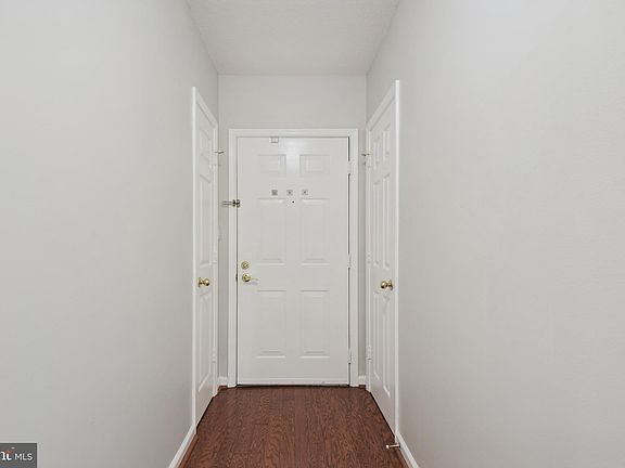 5th image of 20330 Beechwood Ter Unit 102