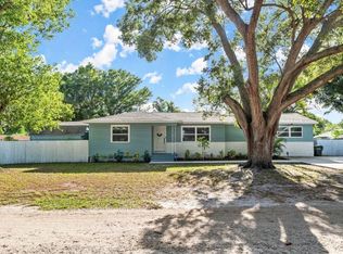 1830 30th Ln SW, Largo, FL 33774