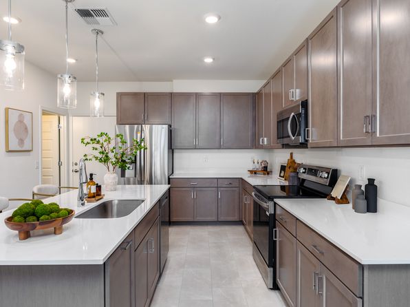 651 N Ironwood Dr #14