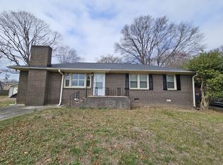 3 Bristol Dr, Taylors, SC 29687