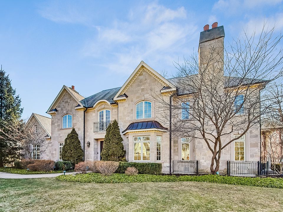 2nd image of 1115 Pleasant Ln