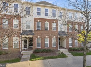 19324 Diamond Lake Dr, Leesburg, VA 20176