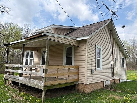 2nd image of 14065 Burden Rd NE