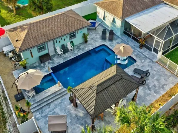 310 Gulfstream Dr, Delray Beach, FL 33444