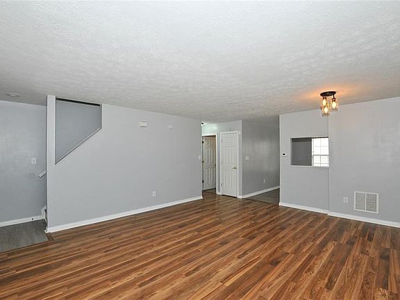 5th image of 3073 N Armory Dr