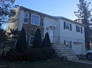 120 Tillman St, Staten Island, NY 10314