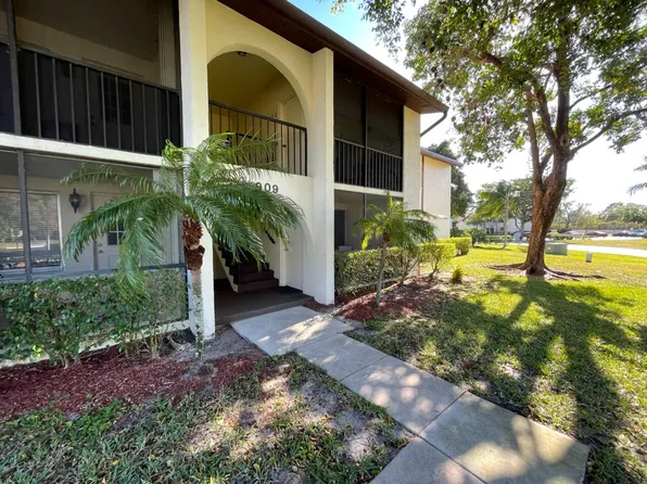 4988 Sable Pine Cir APT D1, West Palm Beach, FL 33417