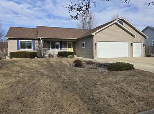 1508 Chipper Ln, Sun Prairie, WI 53590