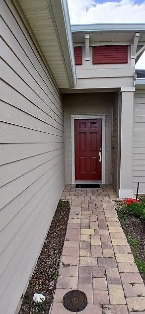 1st image of 1846 NW 44th Court Rd