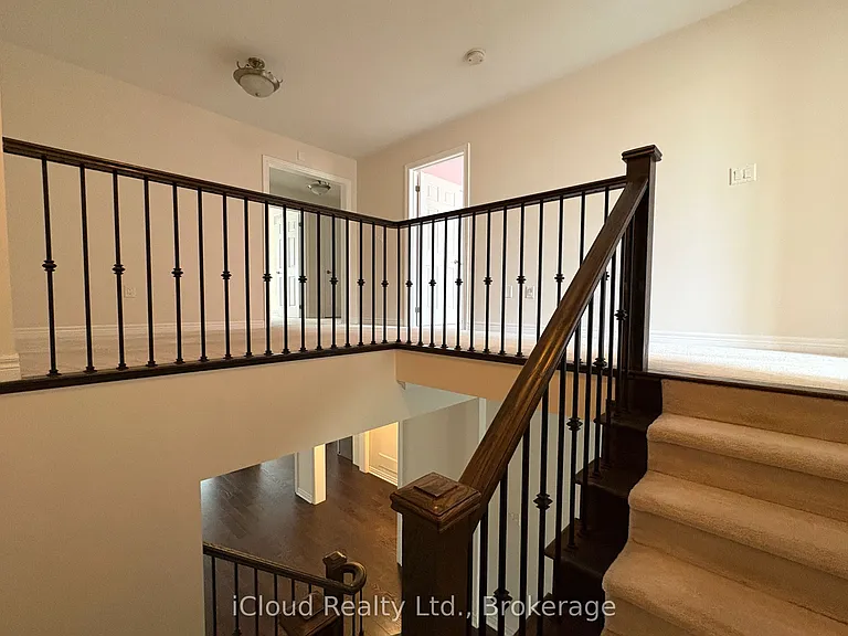 2466 Village Cmn — Photo 22