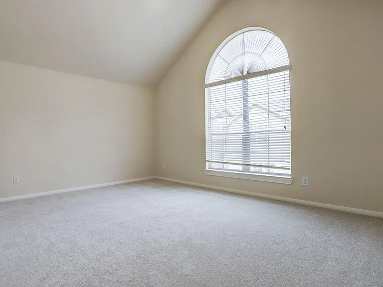10718 Clearview Villa Pl — Photo 16