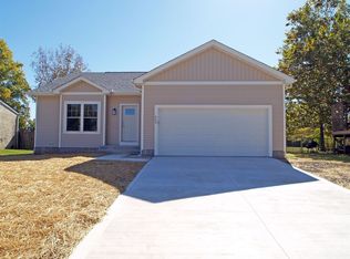 669 Lakefield Dr, Galloway, OH