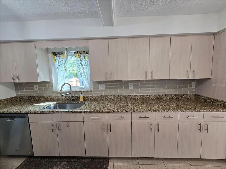 6001 Cedar St NE — Photo 18