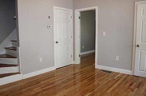 4th image of 342 Granite St #342