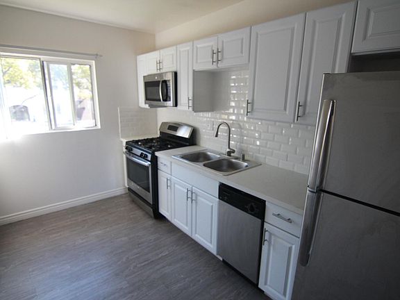 2nd image of 1033 S Westlake Ave #2A