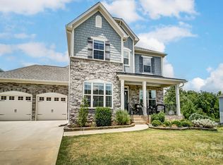 4021 Henshaw Rd, Waxhaw, NC 28173