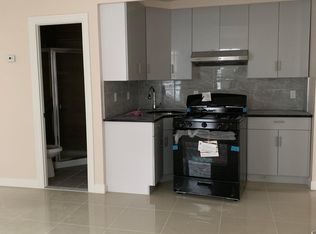 1523 W 9th St #2, Brooklyn, NY 11204
