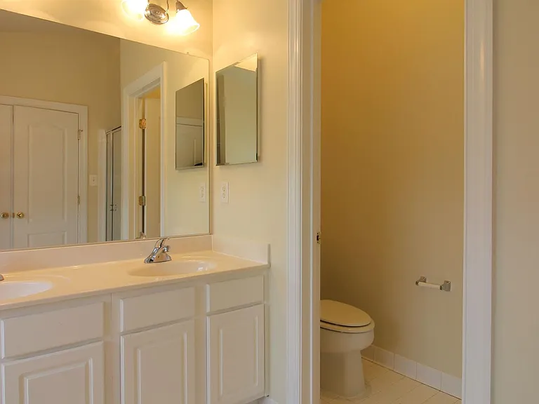 23802 Catawba Hill Dr #B — Photo 37