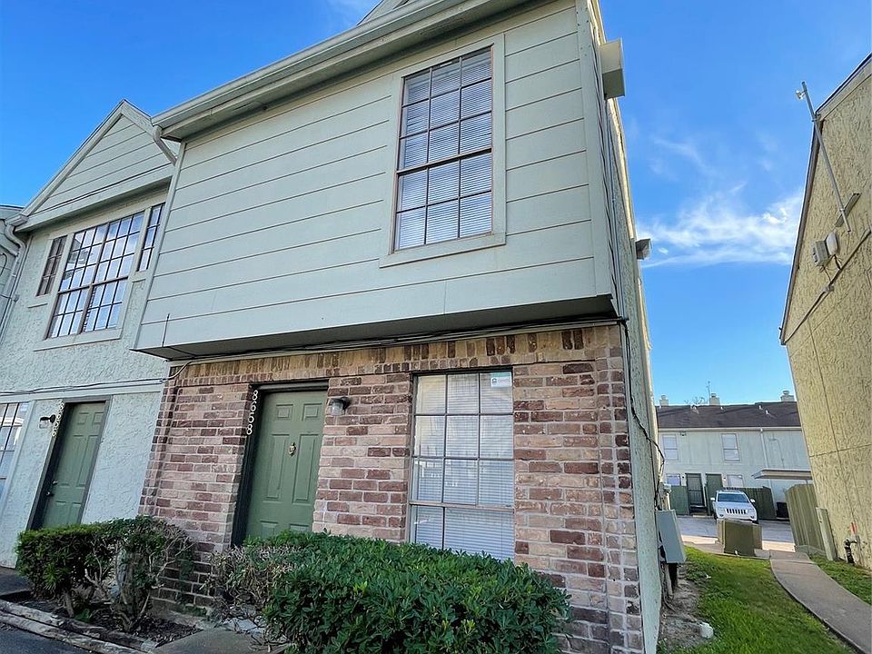 1st image of 8658 Victorian Village Dr