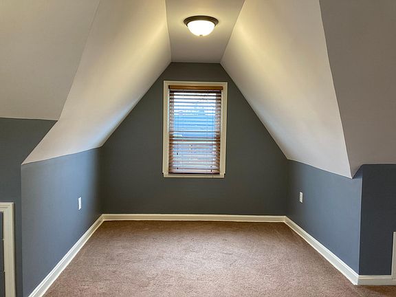 Second Floor Alcove