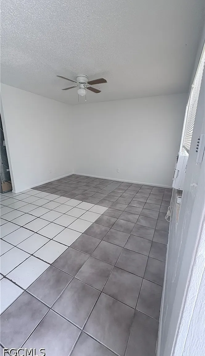 2 bed, 1.0 bath, 764 sqft, $1,050 — Photo 3