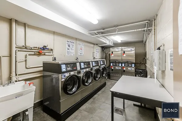 Rented by Bond New York | media 9