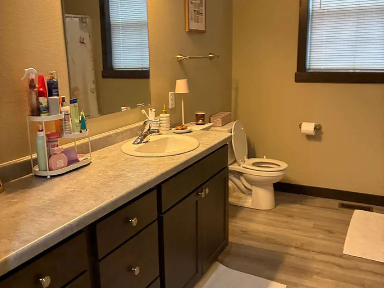 919 Lakeside Ave #2 — Photo 9