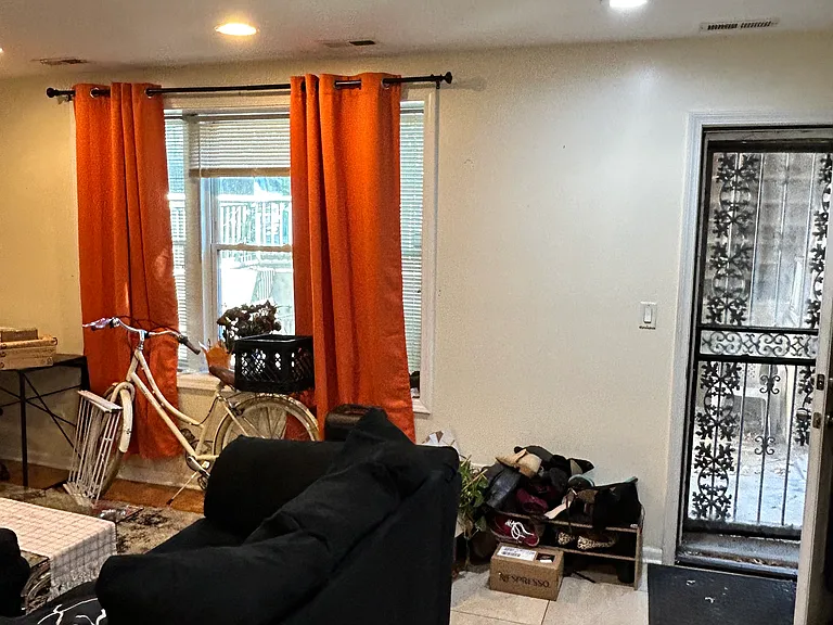 1830 N Bissell St #1F — Photo 15