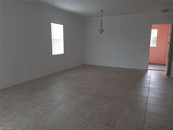 5th image of 1010 Peggy Cir APT 204