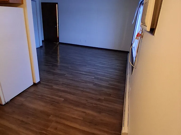 375 Clark St #5 — Photo 17