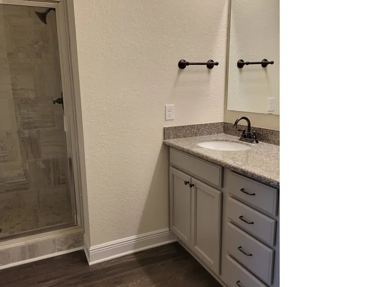 5061 Peach Dr — Photo 7
