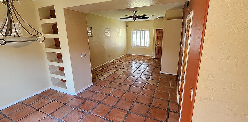 1st image of 3708 E Mitchell Dr