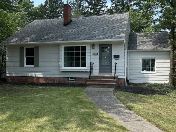 3527 Monticello Blvd, Cleveland Heights, OH 44121
