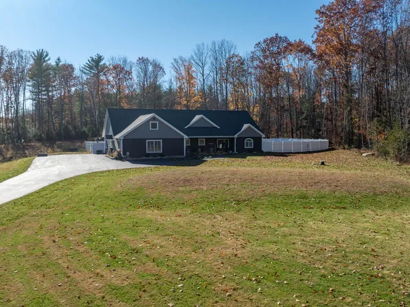 41 Country Lane, Windsor, ME 04363