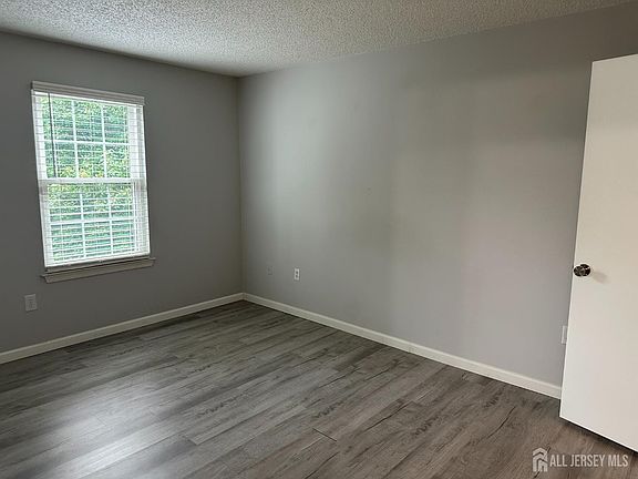 5th image of 41 Brighton Way