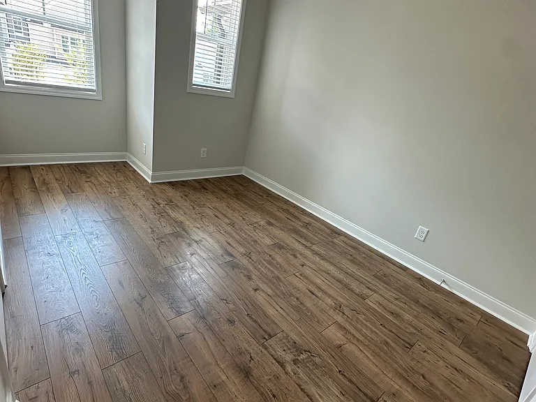 Third Bedroom. Nook is perfect for desk or sitting area.