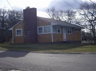 90 Ellisville Dr, Plymouth, MA 02360