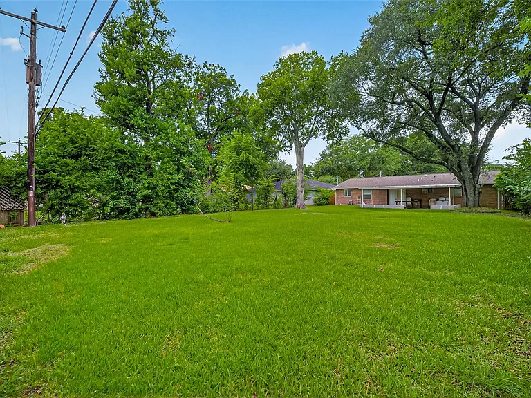 5803 Greencraig Dr — Photo 28