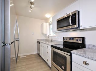 3204 Chelsea Cir, Ann Arbor, MI 48108