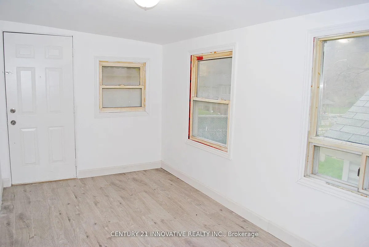 Building Photo - 42 Saint Dunstan Dr #STUDIO