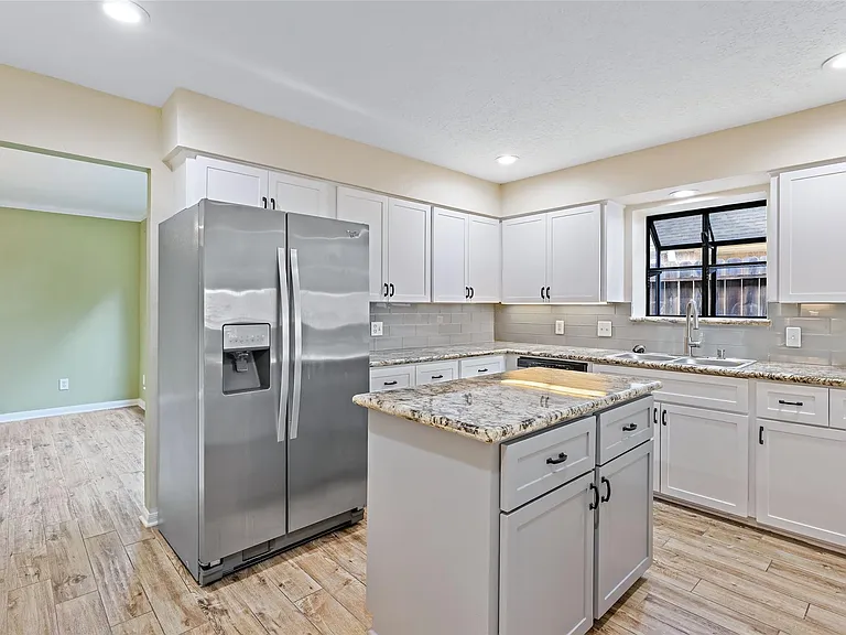 10735 Kitty Brook Dr — Photo 12