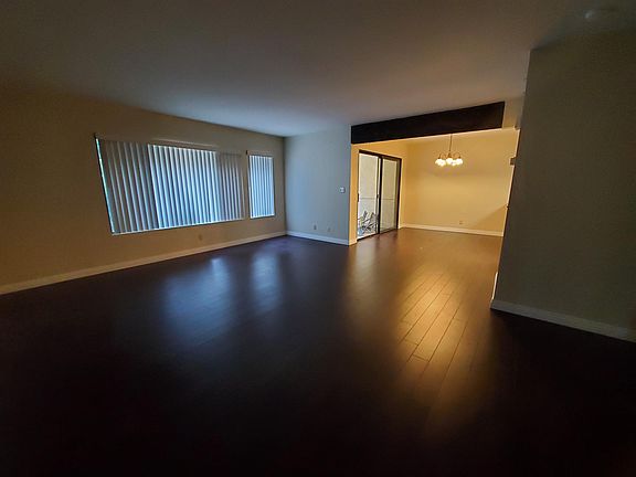 4th image of 162 Casuda Canyon Dr APT B