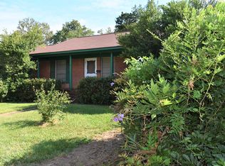 1202 E Brazos St, Palestine, TX 75801