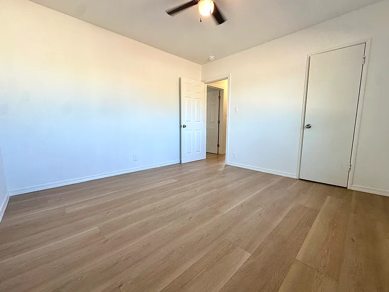 5479 Orange Ave — Photo 13
