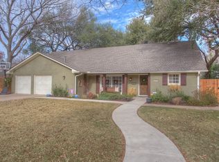 4020 Harlanwood Dr, Fort Worth, TX 76109