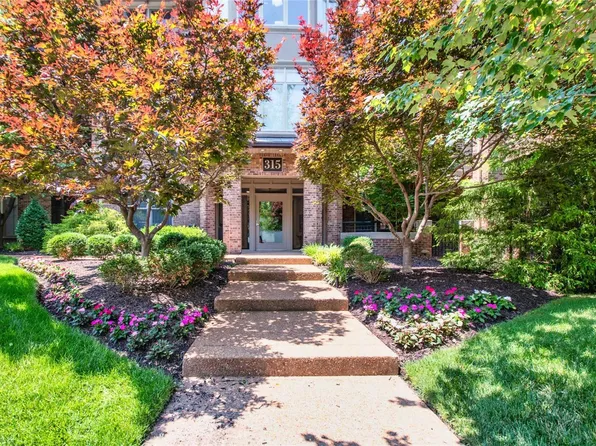 315 N Meramec Ave #3G-33, Saint Louis, MO 63105